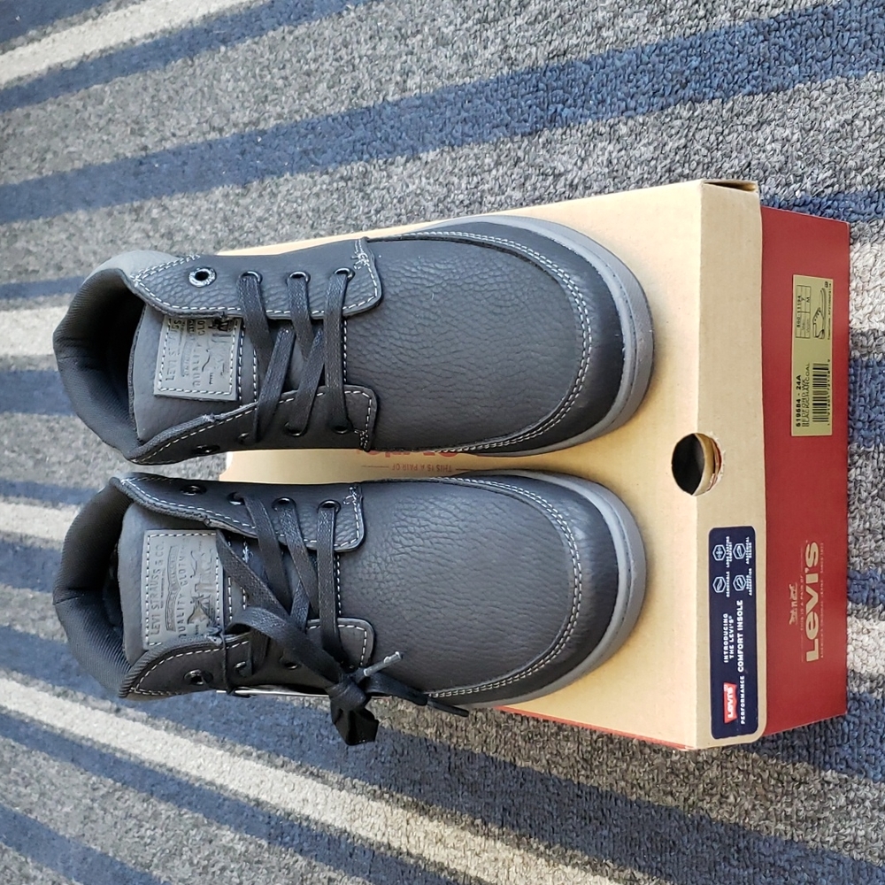 Levi's Mens Bedford WX - size 7 - Black/Charcoal